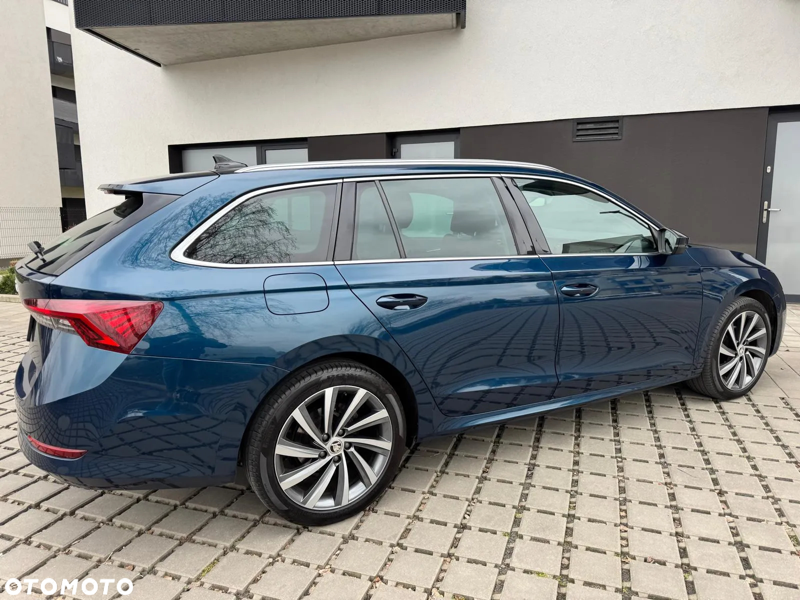 Skoda Octavia 2.0 TDI Style DSG - 8
