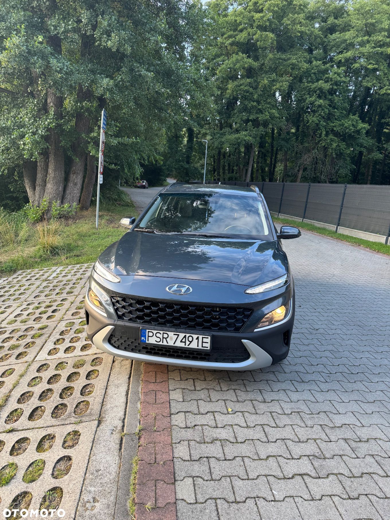 Hyundai Kona - 1