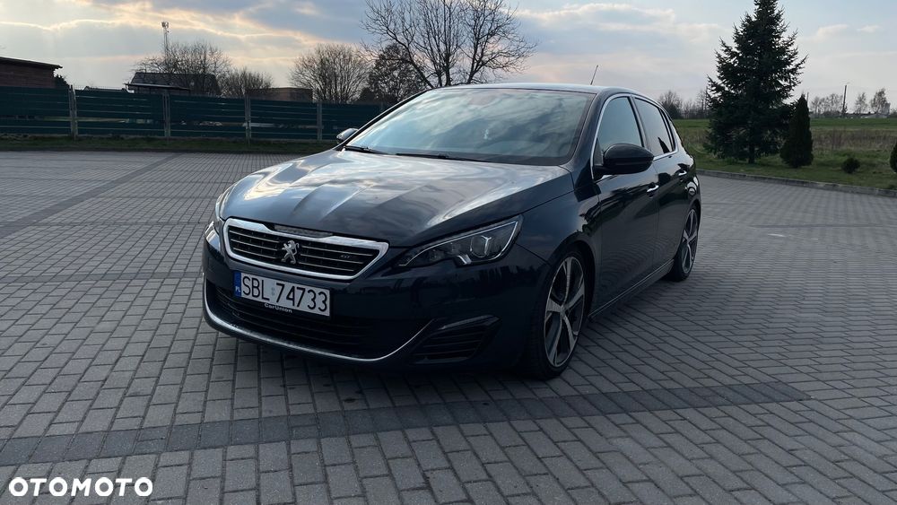 Peugeot 308 - 1