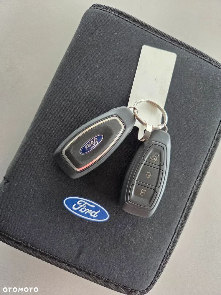 Ford Kuga 1.5 EcoBoost FWD Edition ASS MMT6 - 40
