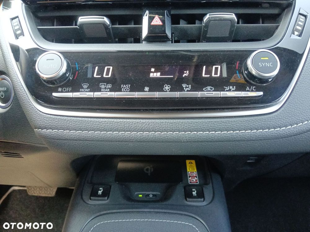 Toyota Corolla 1.8 Hybrid Style - 21