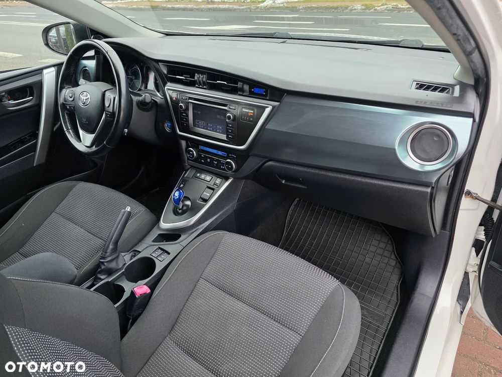 Toyota Auris - 9