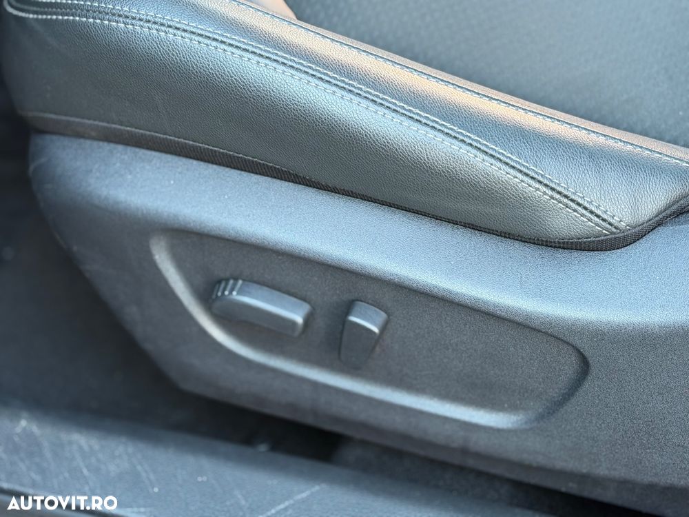 Nissan Qashqai 1.6 DCI Xtronic TEKNA+ - 30