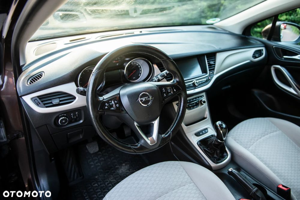Opel Astra 1.4 Turbo Edition - 20
