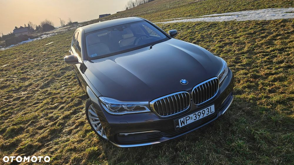 BMW Seria 7 730d xDrive - 29