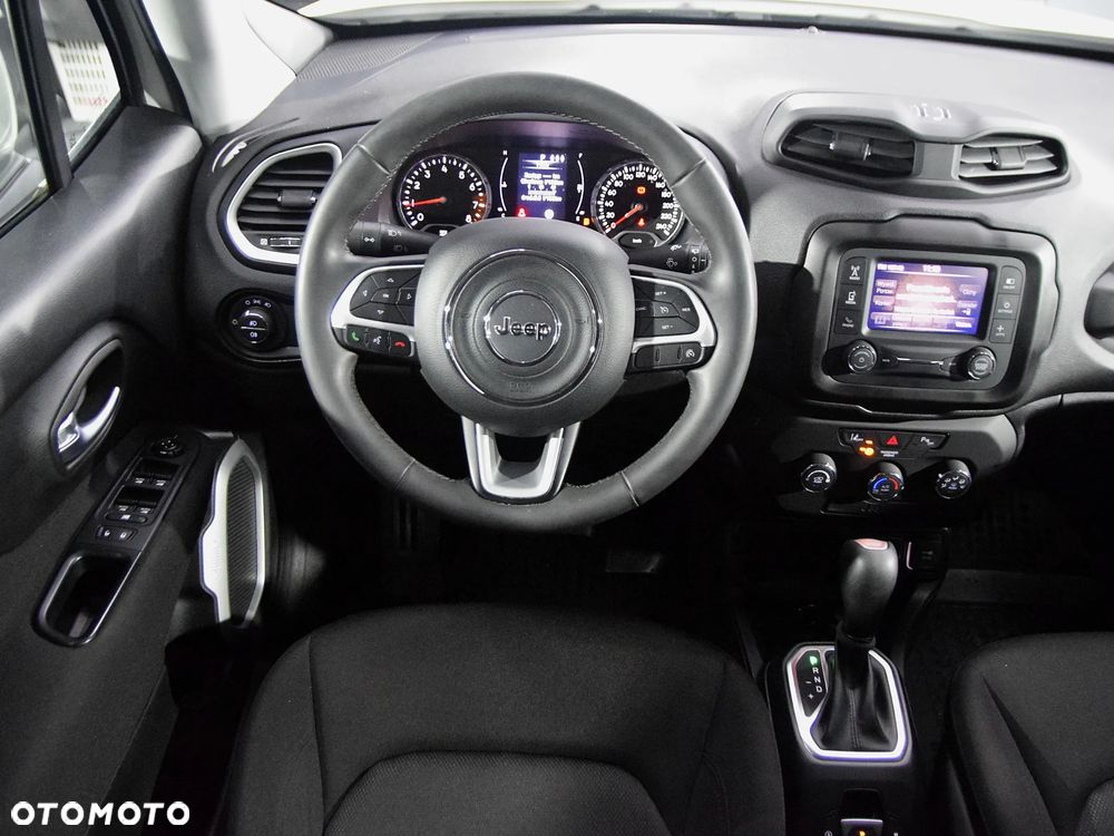 Jeep Renegade 1.3 GSE T4 Turbo Longitude FWD S&S - 8