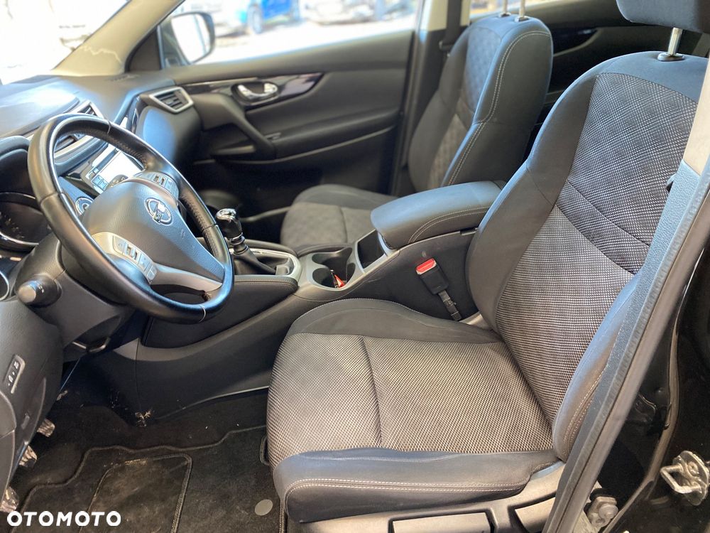 Nissan Qashqai 1.5 dCi Tekna - 9
