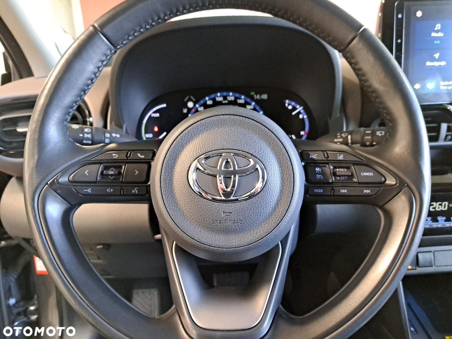 Toyota Yaris Cross Hybrid 1.5 Executive - 24
