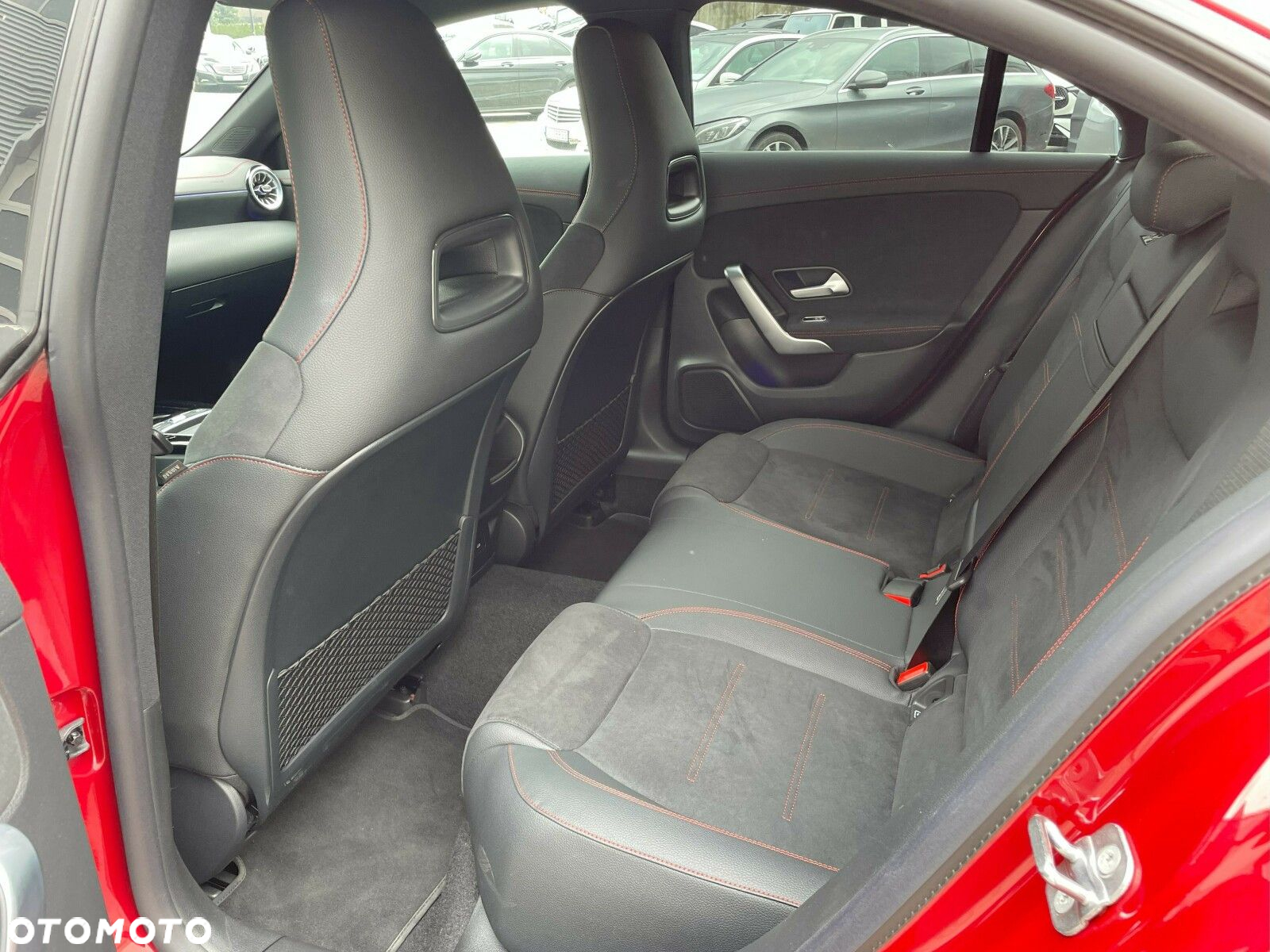 Mercedes-Benz CLA - 17