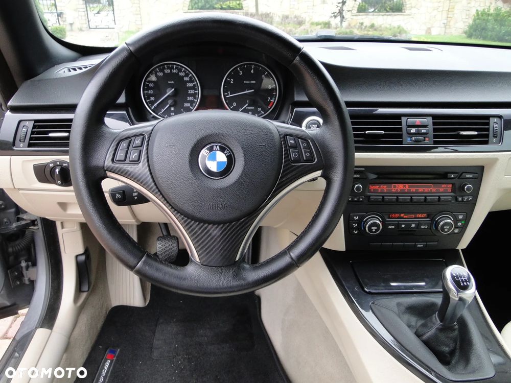 BMW Seria 3 320i - 20