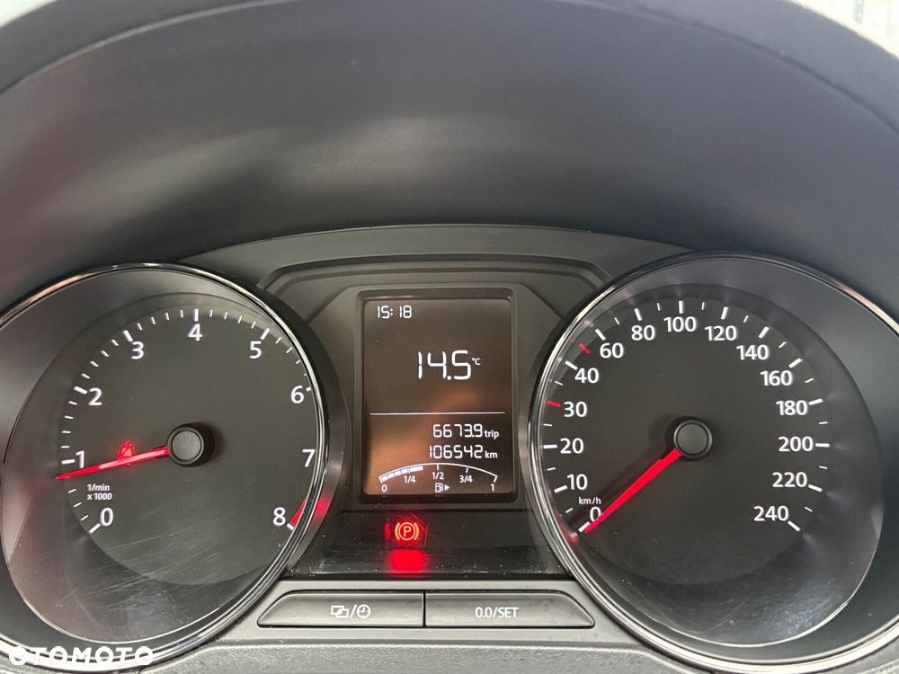 Volkswagen Polo - 19