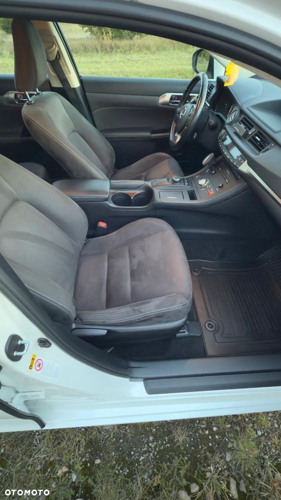 Lexus CT 200h Elegance - 14