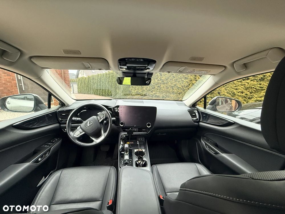 Lexus NX 350h Prestige AWD - 4