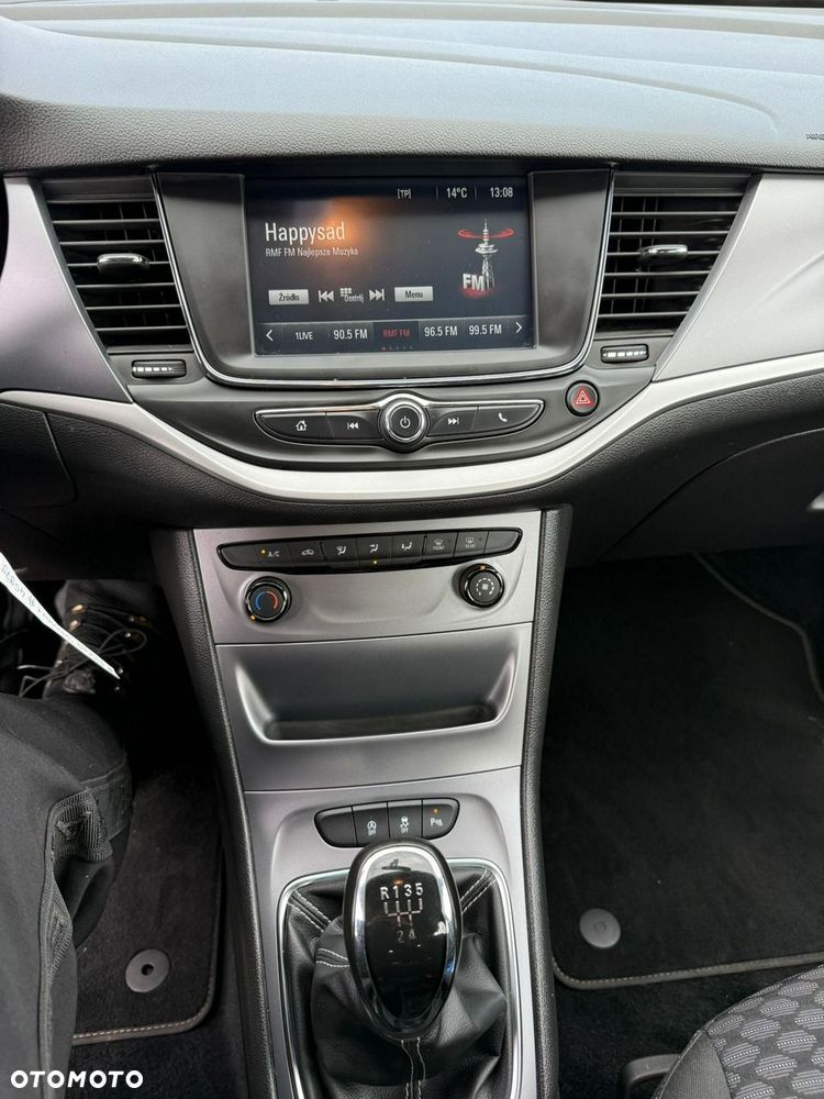 Opel Astra - 14