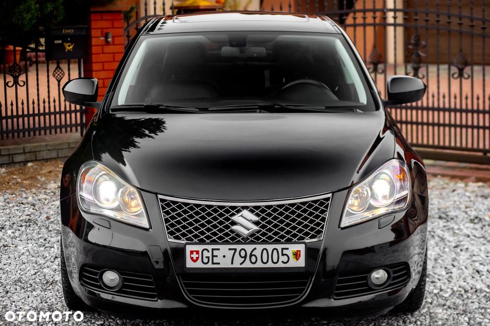Suzuki Kizashi 2.4 Sport 4WD CVT - 5