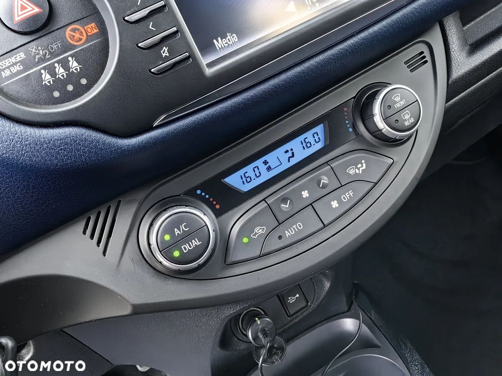 Toyota Yaris 1.5 Selection CVT - 16