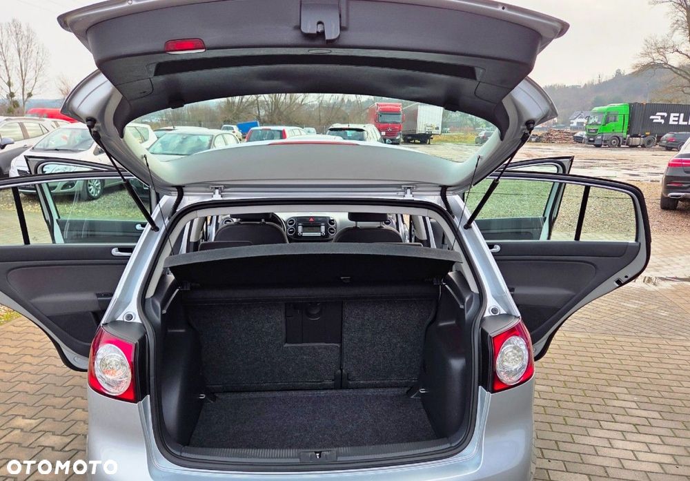 Volkswagen Golf Plus - 29