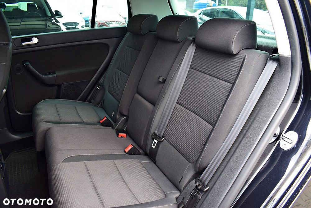 Volkswagen Golf Plus - 12