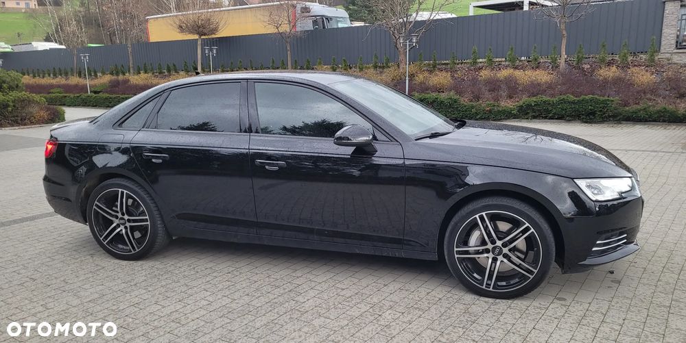 Audi A4 Limousine - 9