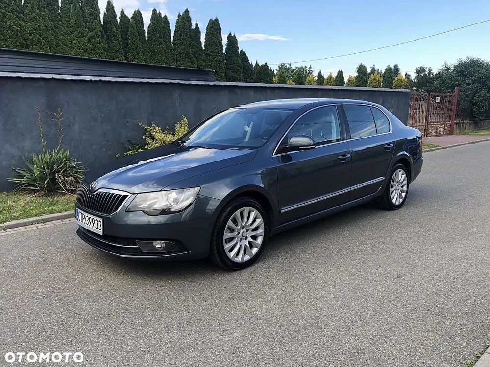 Skoda Superb 2.0 TDI 4x4 Elegance - 9