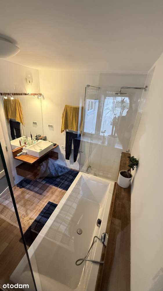 Przestronne 60.5 m² z balkonem, klimatyzacją i garderobą