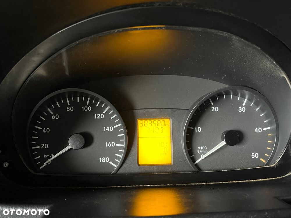 Mercedes-Benz sprinter 4x4 awd - 16