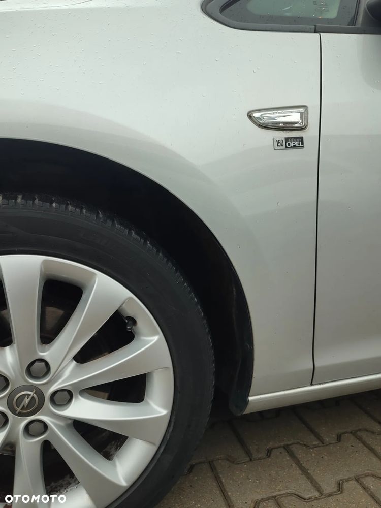 Opel Astra 1.4 Turbo 150 Jahre - 14