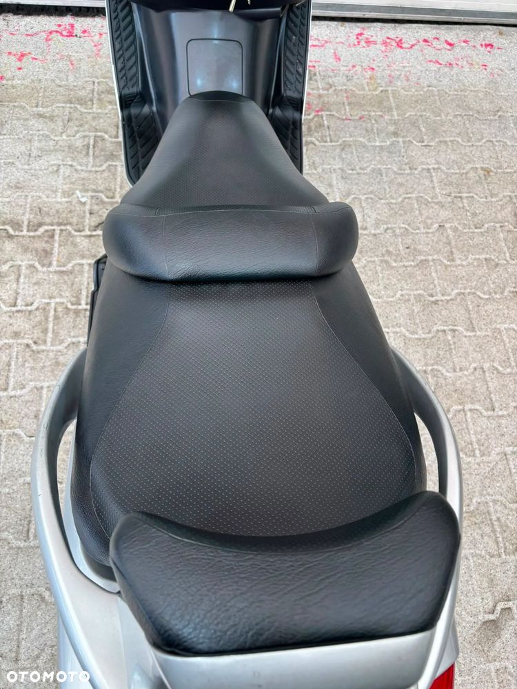 Suzuki Burgman - 30