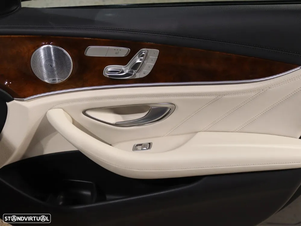 Mercedes-Benz E 53 AMG 4-Matic+ - 11