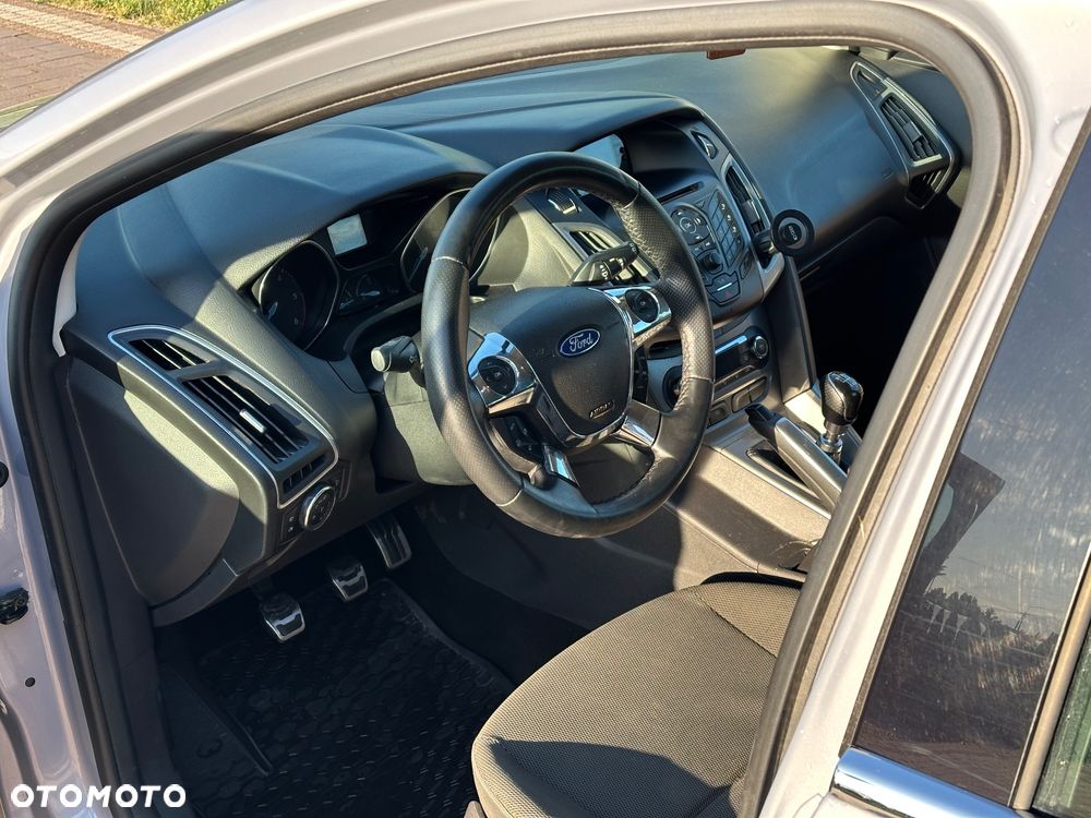 Ford Focus 1.6 TDCi Titanium - 9