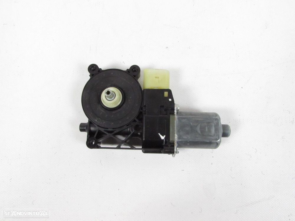 Motor elevador Esquerdo/Frente Seminovo/ Original BMW X2 (F39) 67627473087 - 2
