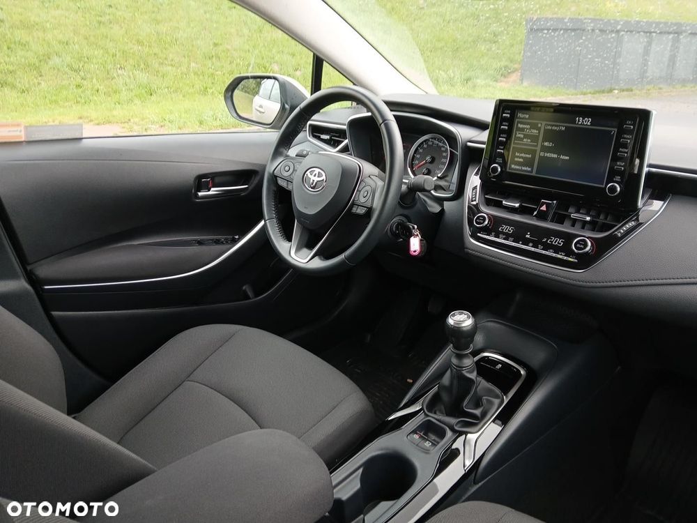 Toyota Corolla - 24