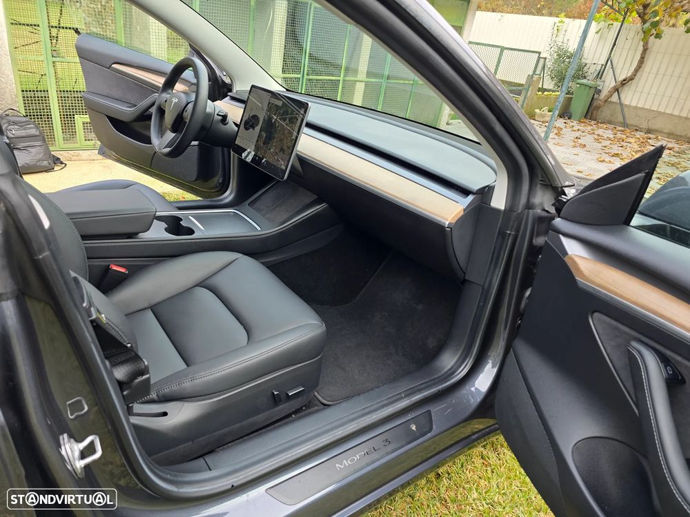 Tesla Model 3 Standard Range Plus RWD - 13