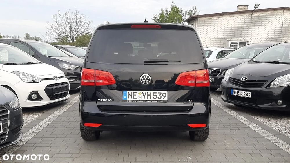 Volkswagen Touran - 5