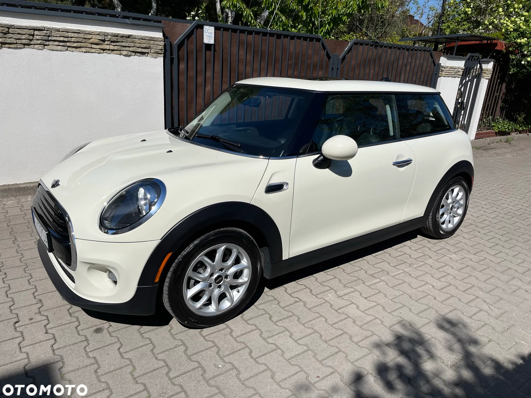 MINI Cooper Standard - 3