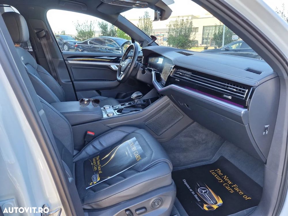Volkswagen Touareg 3.0 V6 TDI SCR 4Motion Automatik R-Line - 29