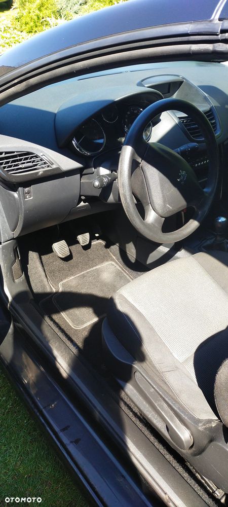 Peugeot 207 CC - 5