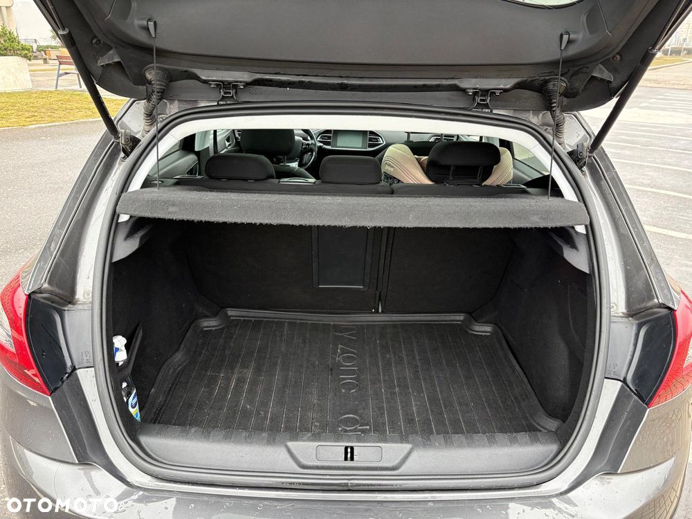 Peugeot 308 1.2 PureTech Active S&S - 13