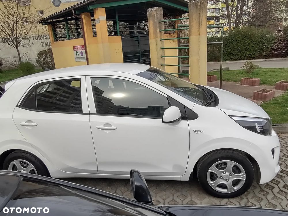 Kia Picanto 1.0 M - 12