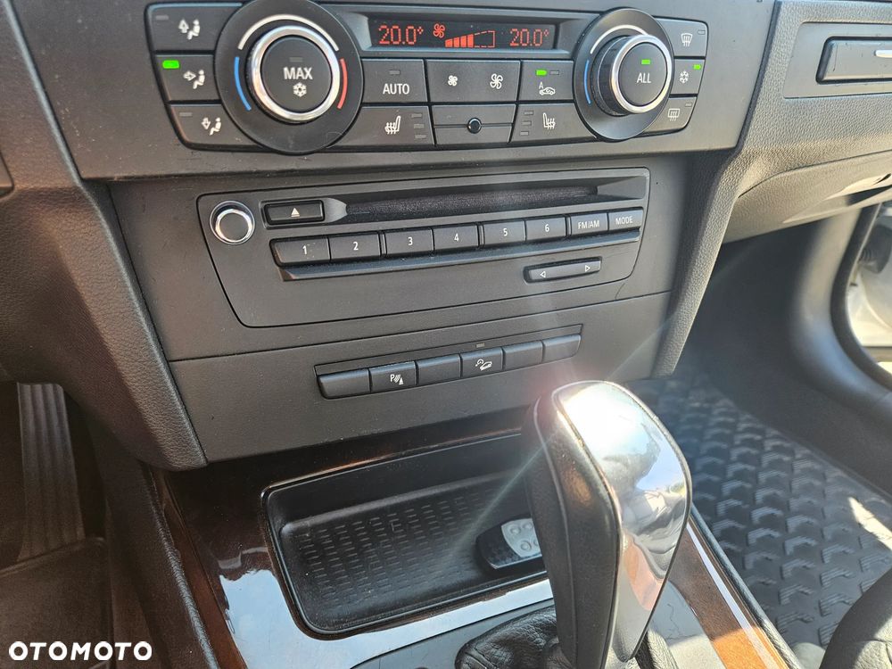 BMW Seria 3 - 21