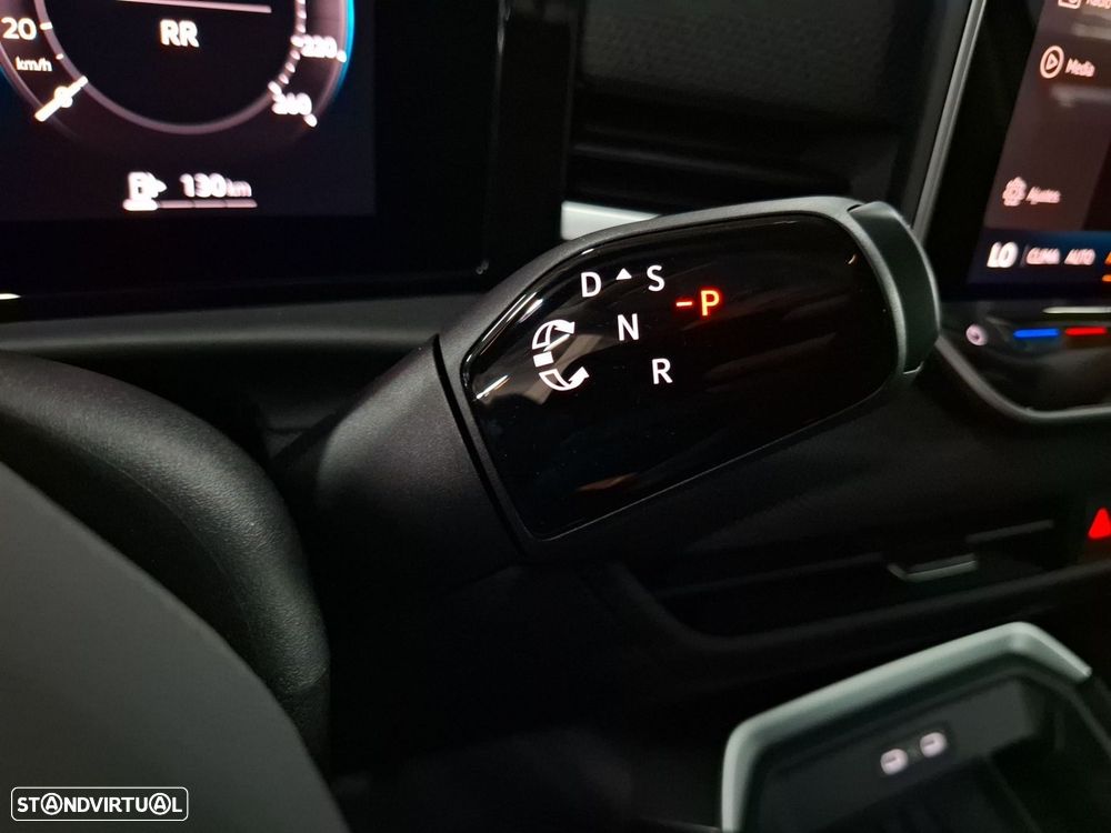 VW T-Roc 1.5 eTSI Trend DSG - 16
