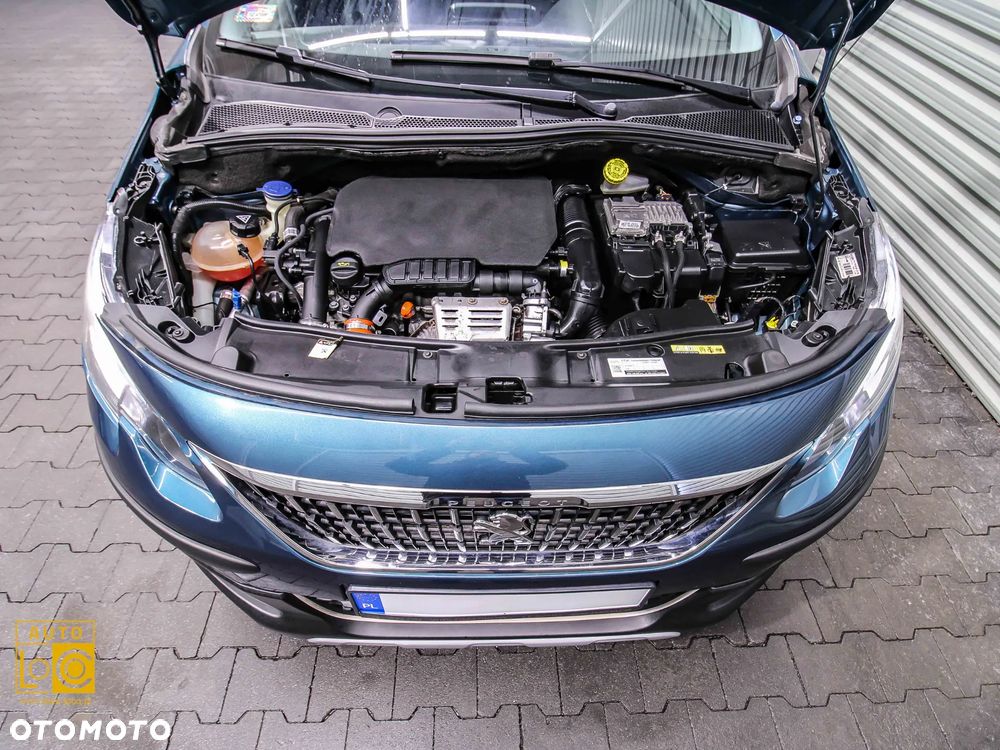 Peugeot 2008 1.2 Pure Tech Allure S&S - 14