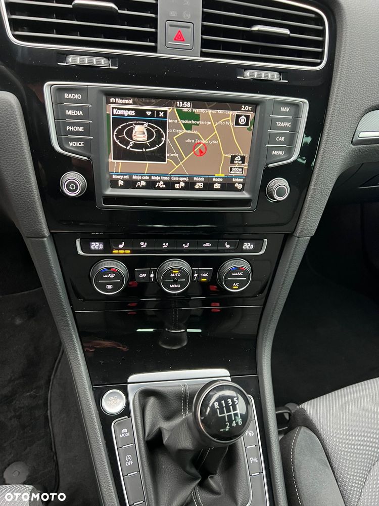 Volkswagen Golf 1.4 TSI (BlueMotion Technology) Highline - 20