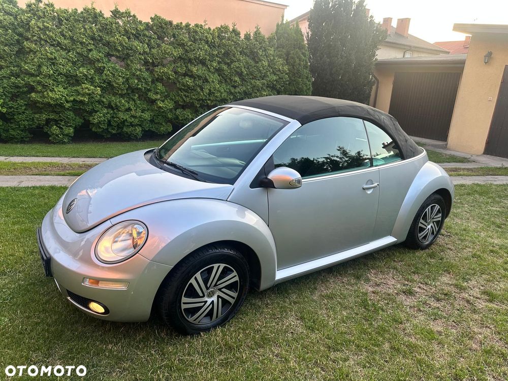 Volkswagen New Beetle 1.6 - 17