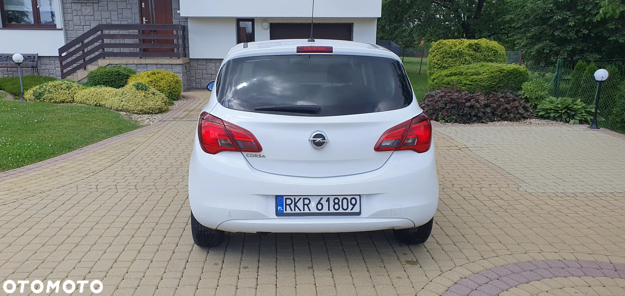 Opel Corsa 1.4 Cosmo - 4