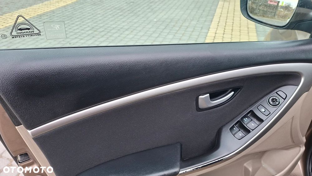 Hyundai i30 1.6 CRDI Select - 11