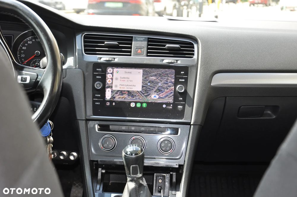 Volkswagen Golf 1.6 TDI BMT Comfortline - 7