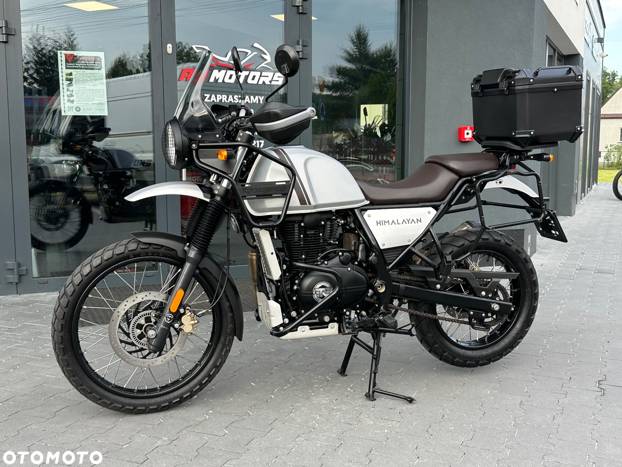 Royal Enfield Himalayan - 24