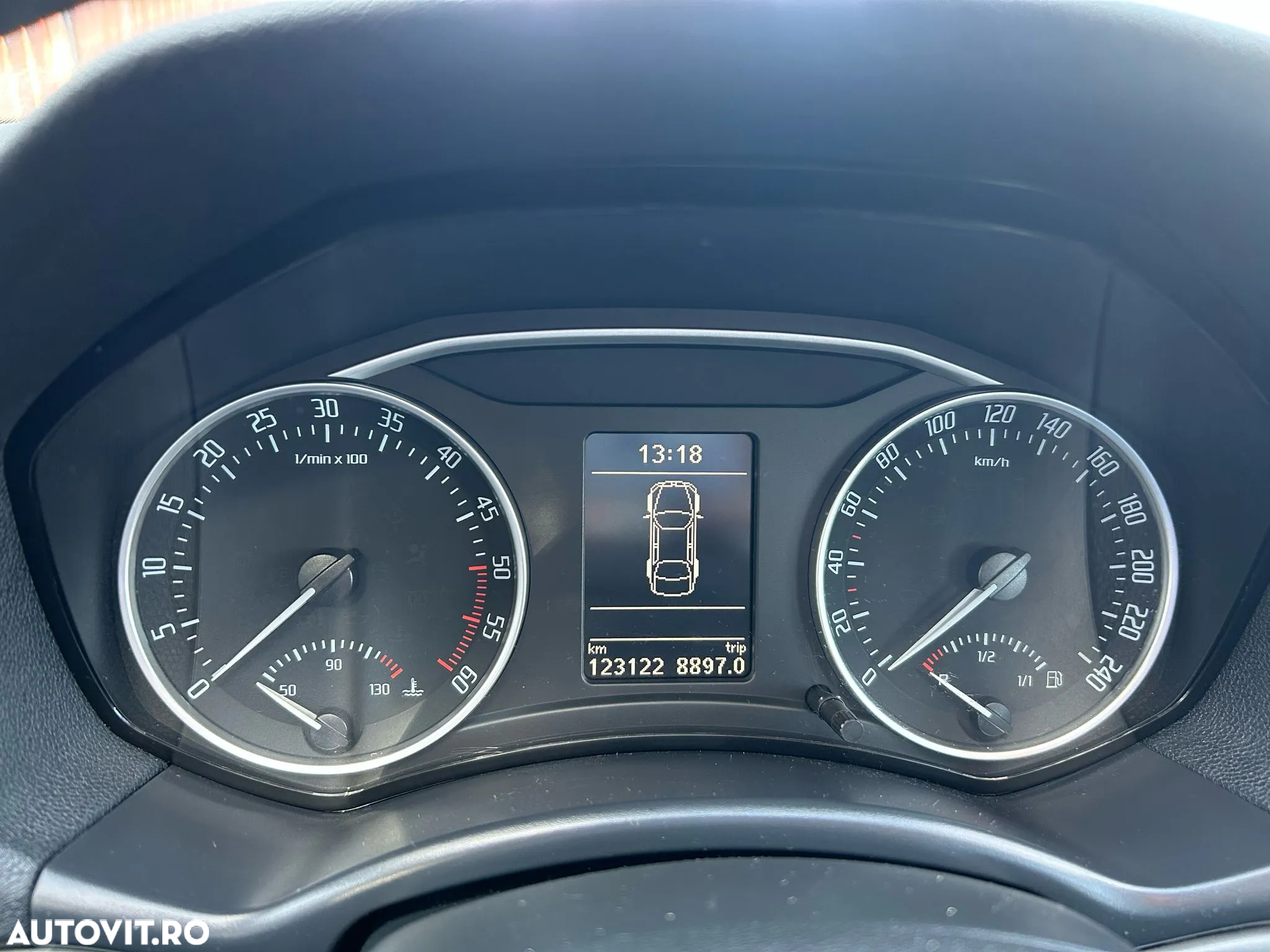 Skoda Octavia 1.6 TDI Classic - 8
