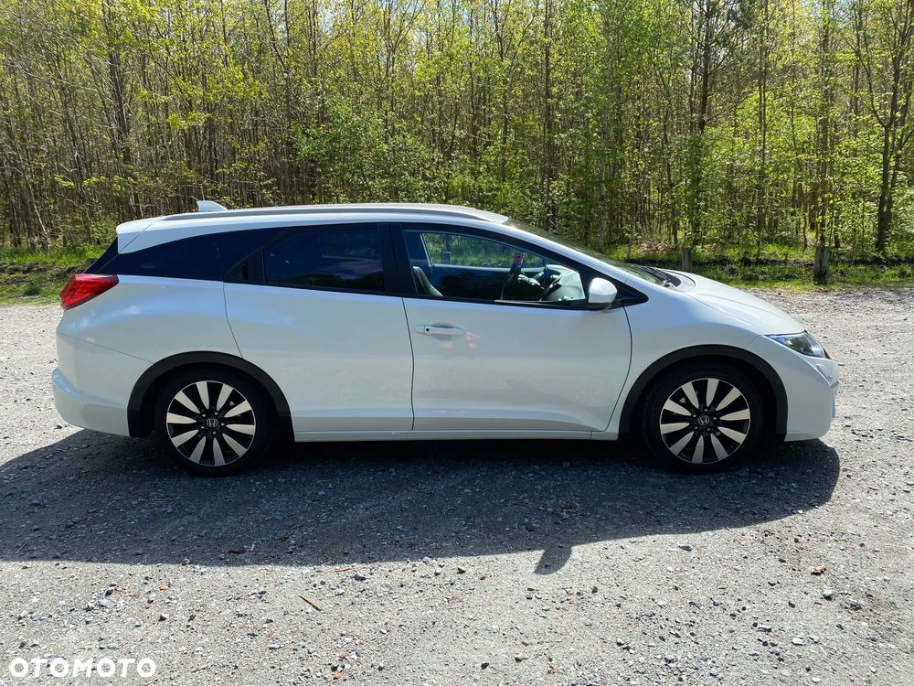 Honda Civic 1.8 Executive (ADAS / Connect +) - 6